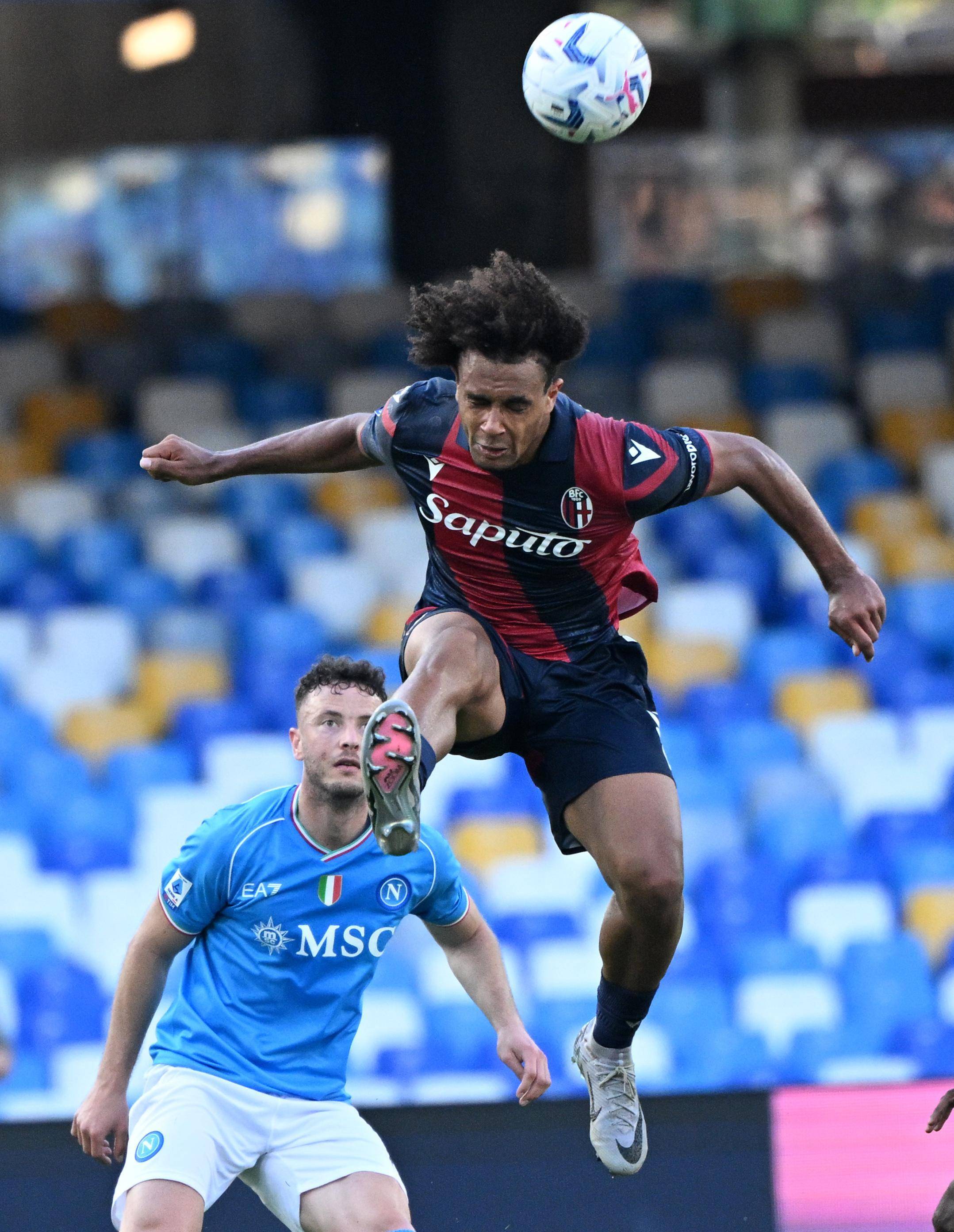 赛前阿贾克斯回应争议——英超节点到来,目标明确,赛季目标并未改变的简单介绍 赛前阿贾克斯回应争议——英超节点到来,目标明确,赛季目标并未改变的简单介绍