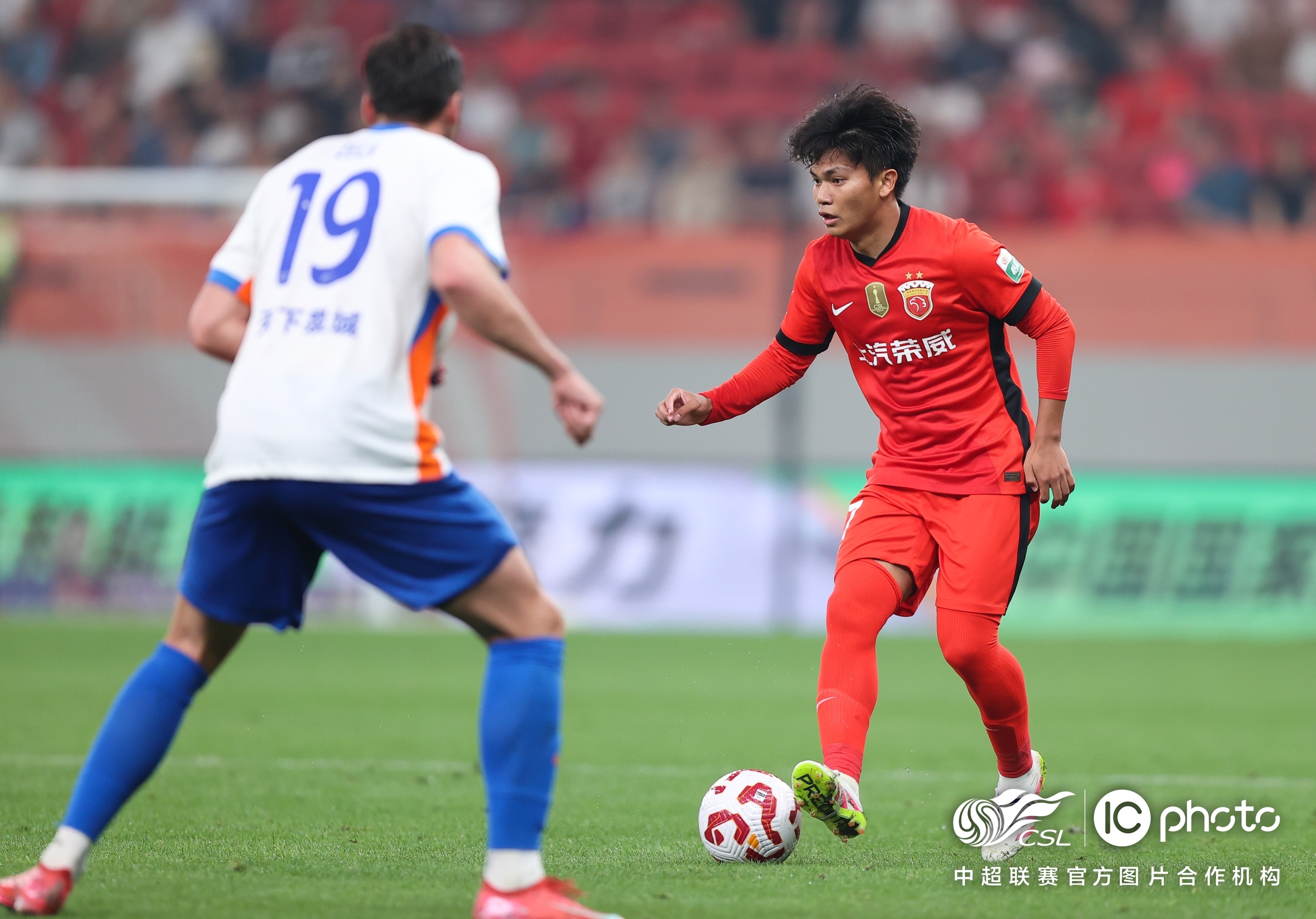 赛地聚焦：葡超今晚热度飙升，山东泰山强势反弹，震撼外界，赛程密集仍需轮换的简单介绍